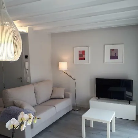 Apartamentos Turisticos - Papel Armado - Calle Caldereros 33 Tudela Extérieur photo